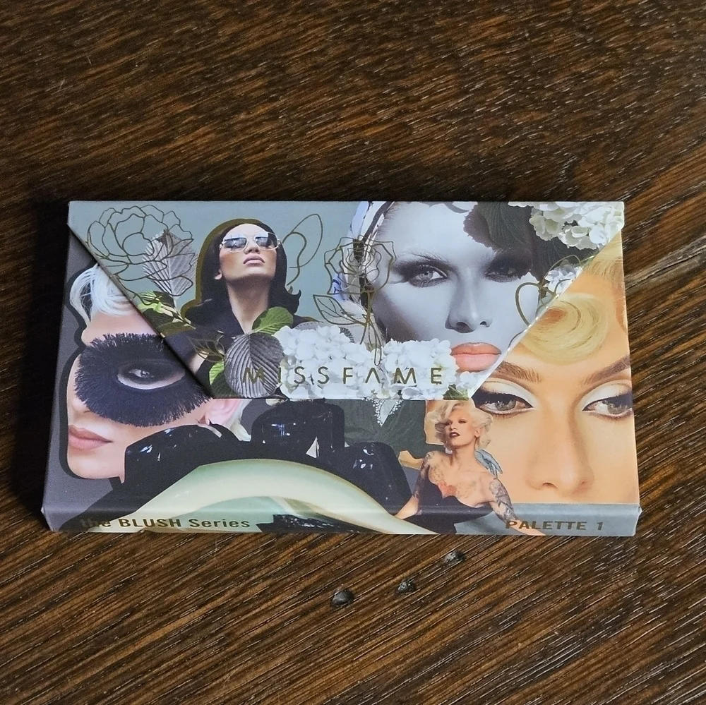 MISS FAME creme & powder blush duo.